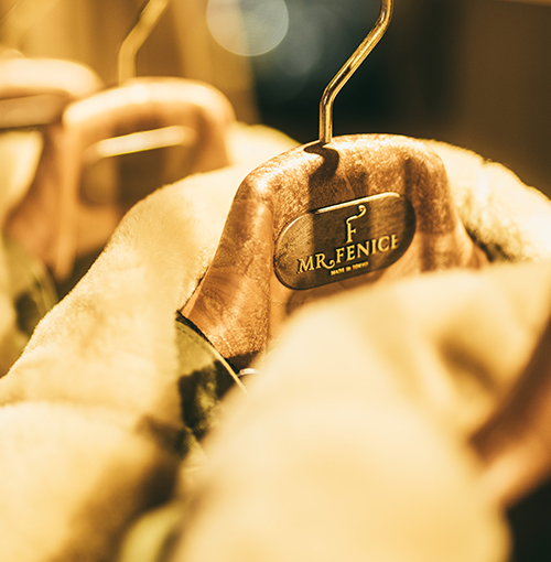 旬なブランドを追うのではなく、出会いに任せるし、なければ作る