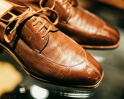 MARINIのUチップシューズ