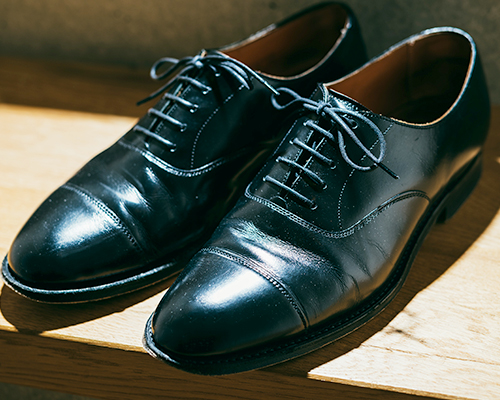 ロイドフットウェアのストレートチップシューズ